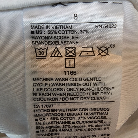 OLD NAVY PIXIE HIGH RISE SECRET SLIM WHITE CHINOS WITH POCKETS SIZE 8 - Picture 4 of 6